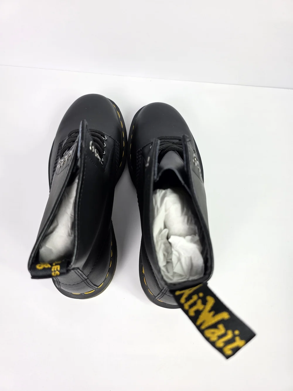 Dr. Martens 1460 Black Softy T